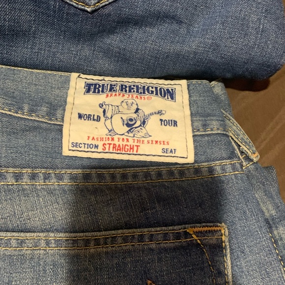 TRUE RELIGION JEANS LIKE NEW SIZE 38 - Picture 8 of 13